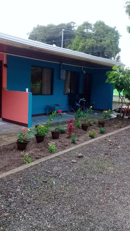Cabinas Surf Side Cahuita Εξωτερικό φωτογραφία