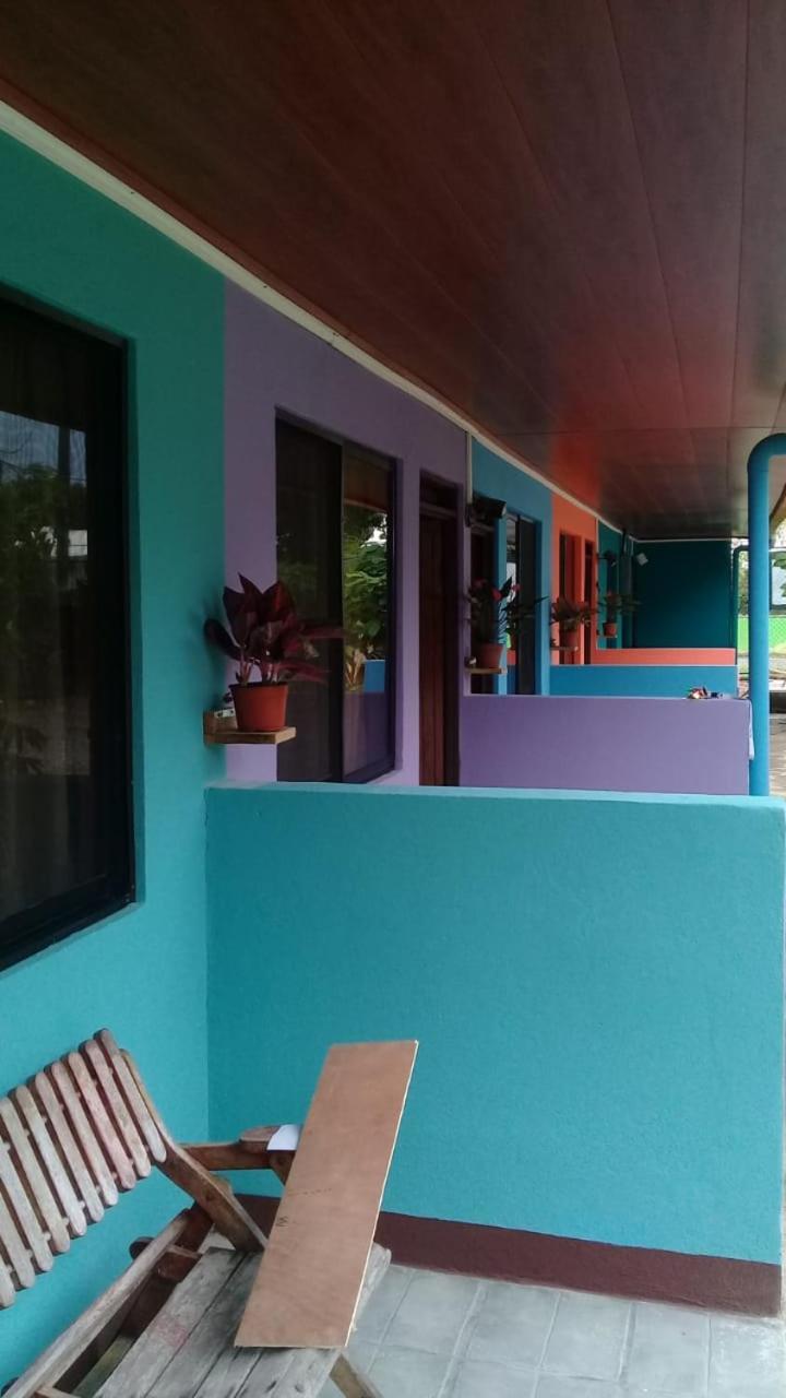 Cabinas Surf Side Cahuita Εξωτερικό φωτογραφία